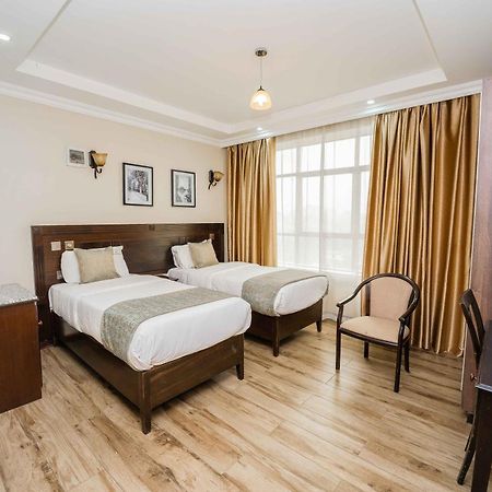Hemak Suites Hotel Nairobi Exteriör bild