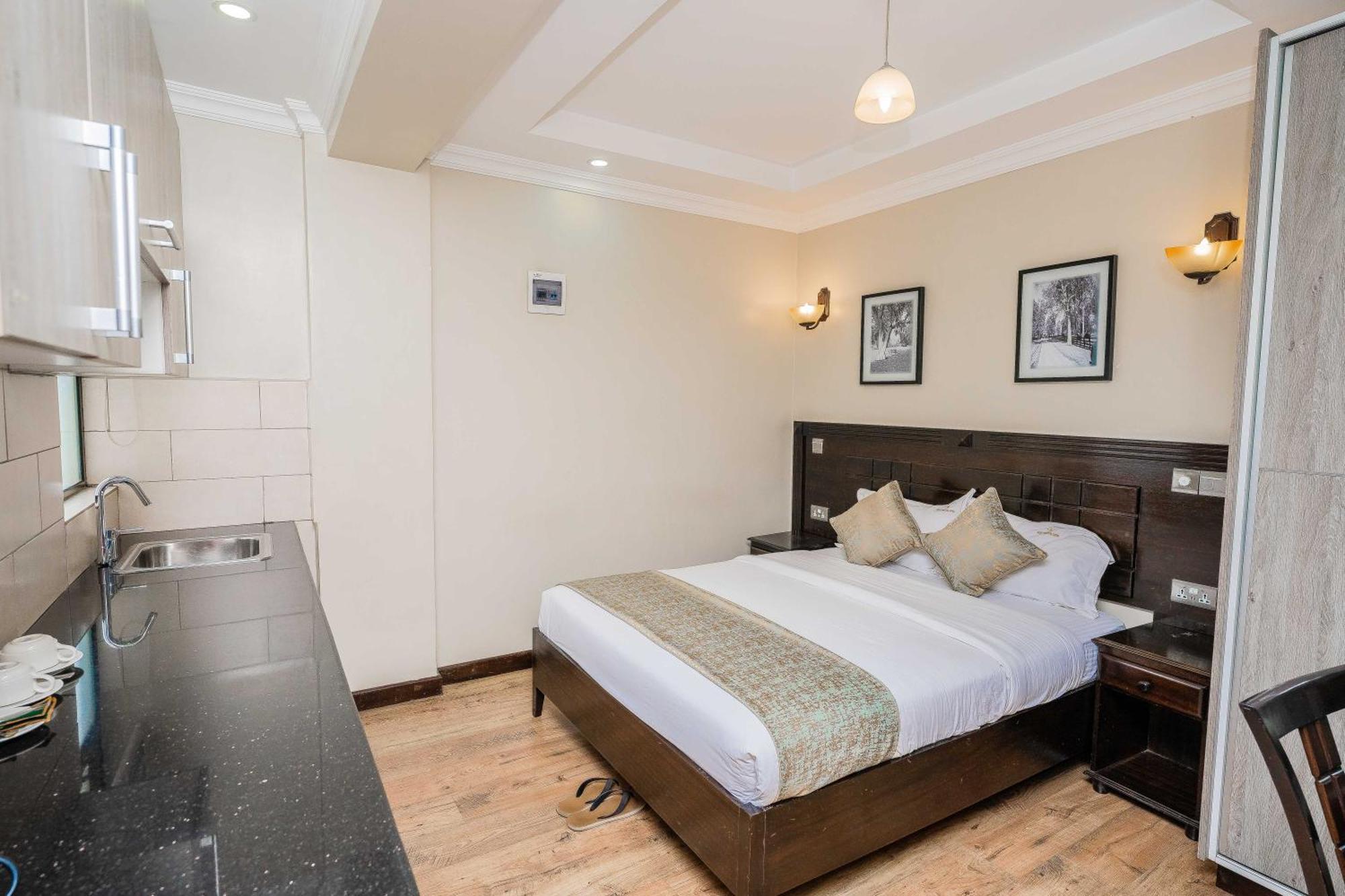 Hemak Suites Hotel Nairobi Exteriör bild