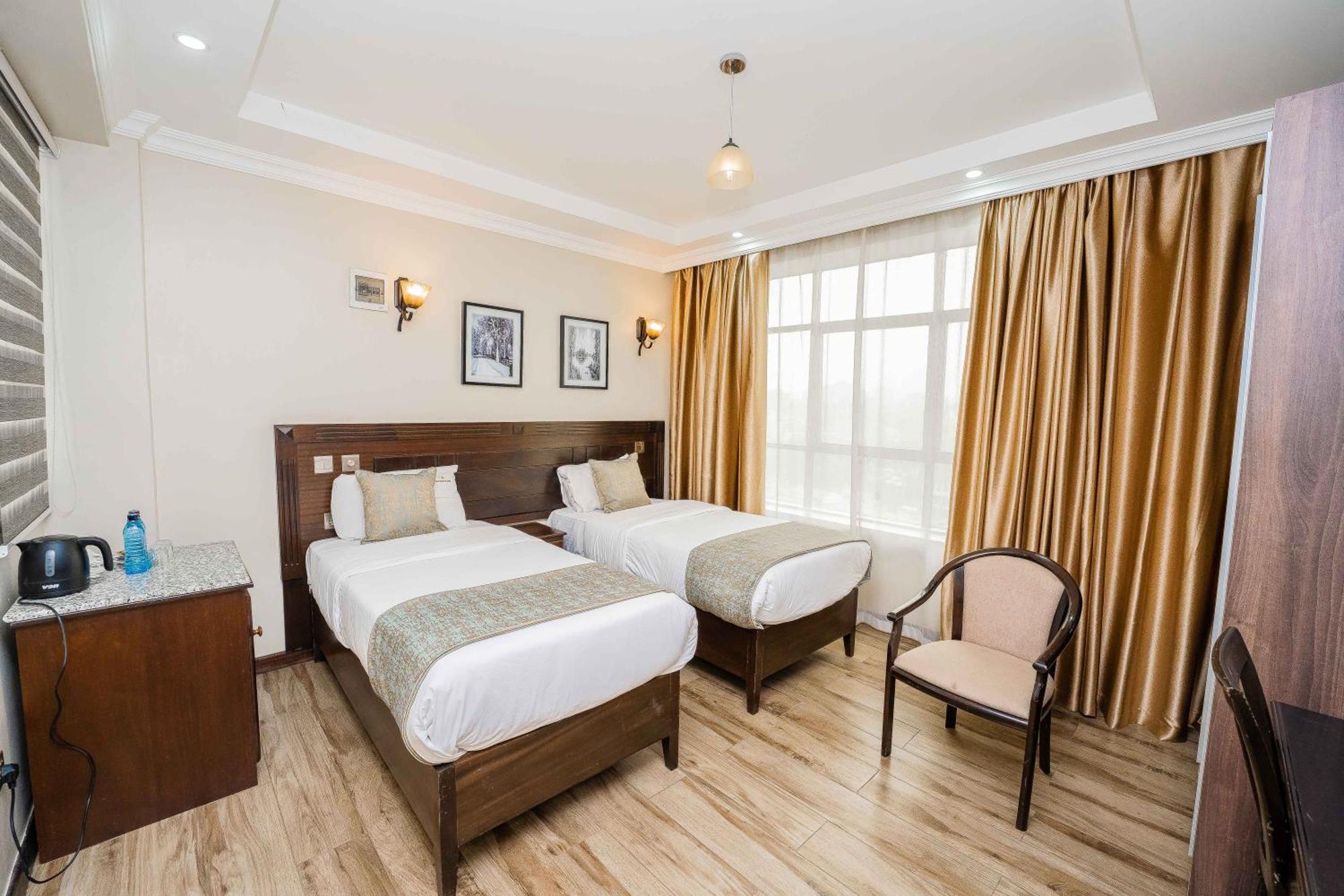 Hemak Suites Hotel Nairobi Exteriör bild