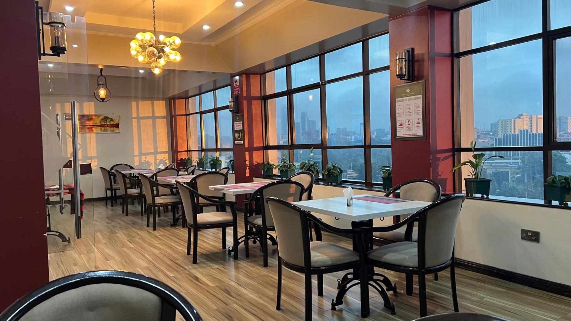 Hemak Suites Hotel Nairobi Exteriör bild