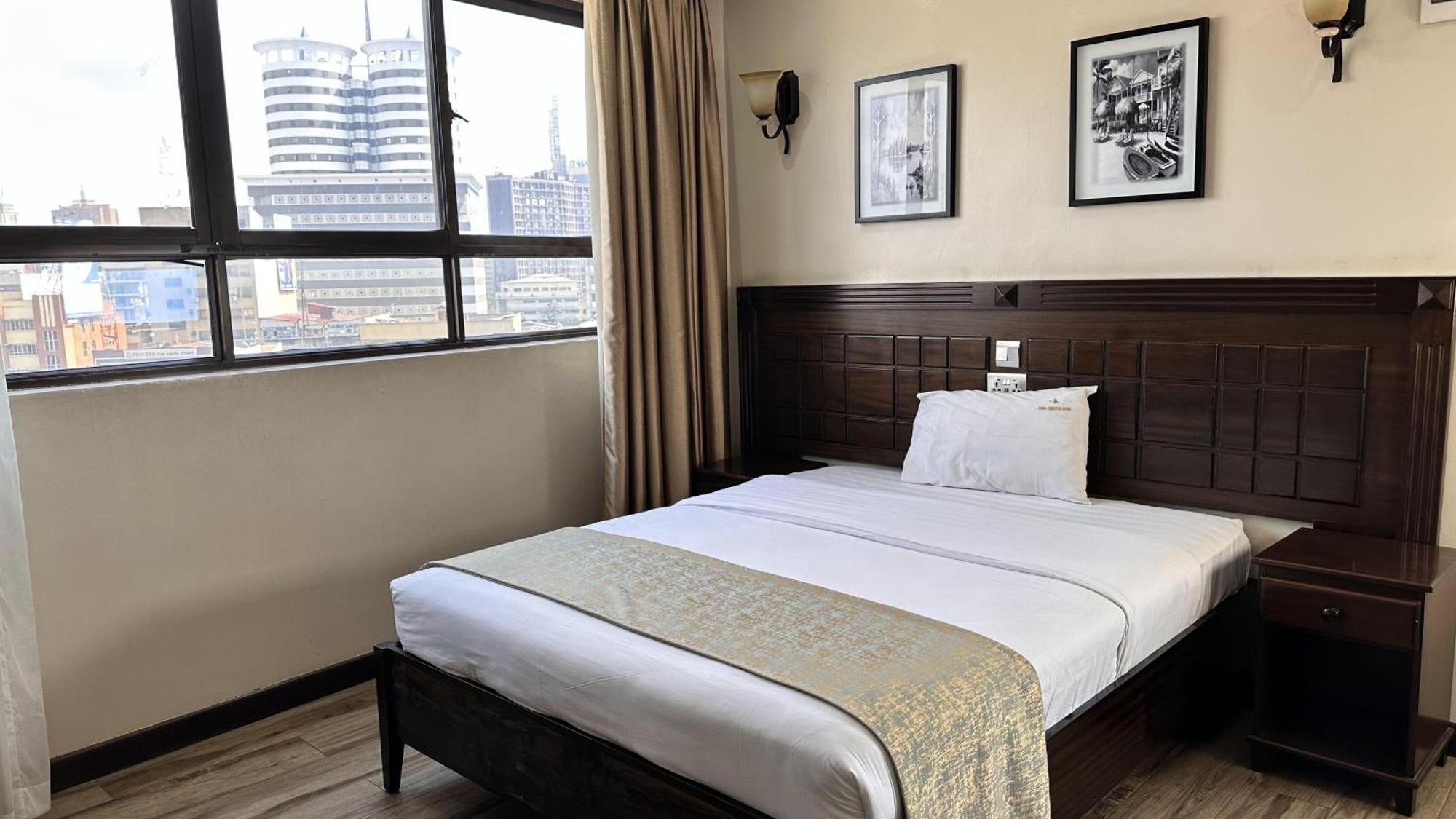 Hemak Suites Hotel Nairobi Exteriör bild
